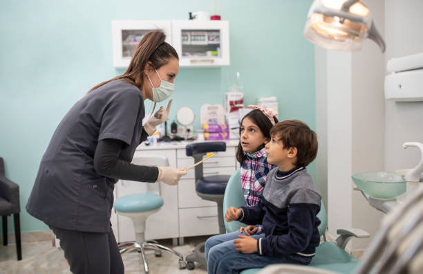 Best Root Canal Treatment  in Combes, TX